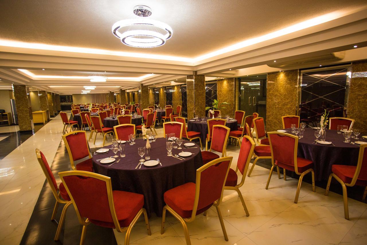 Hotel Castle Salam Khulna Exterior photo